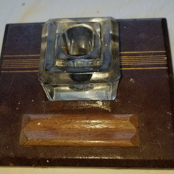 MCM leather & wood inkwell - Picture 6 of 6